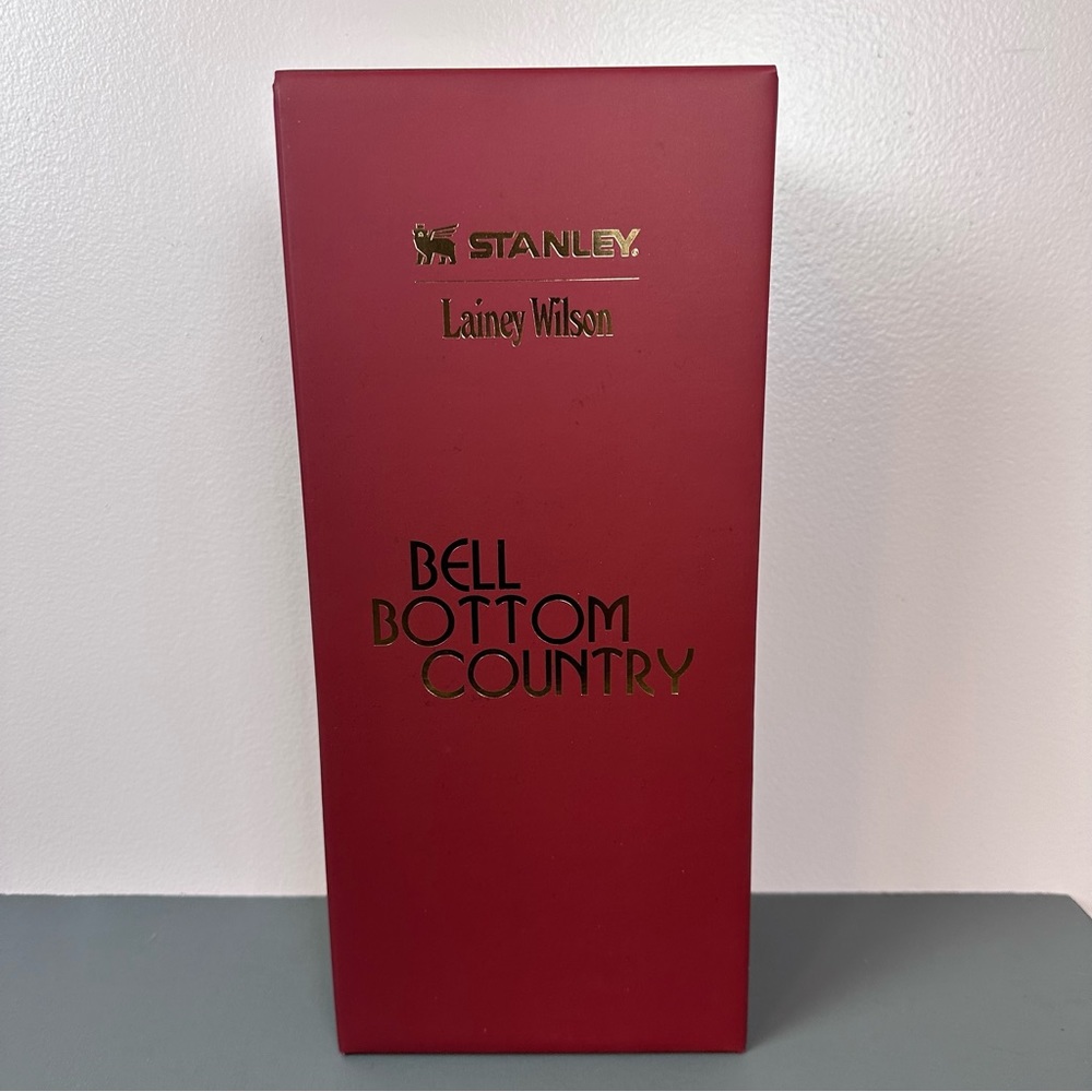 Stanley Lainey Wilson Country Gold 40oz Tumbler